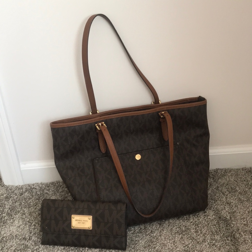 Michael Kors purse and wallet
